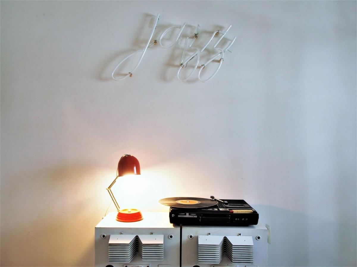 Living Lounge Hostel Lisbon Luaran gambar