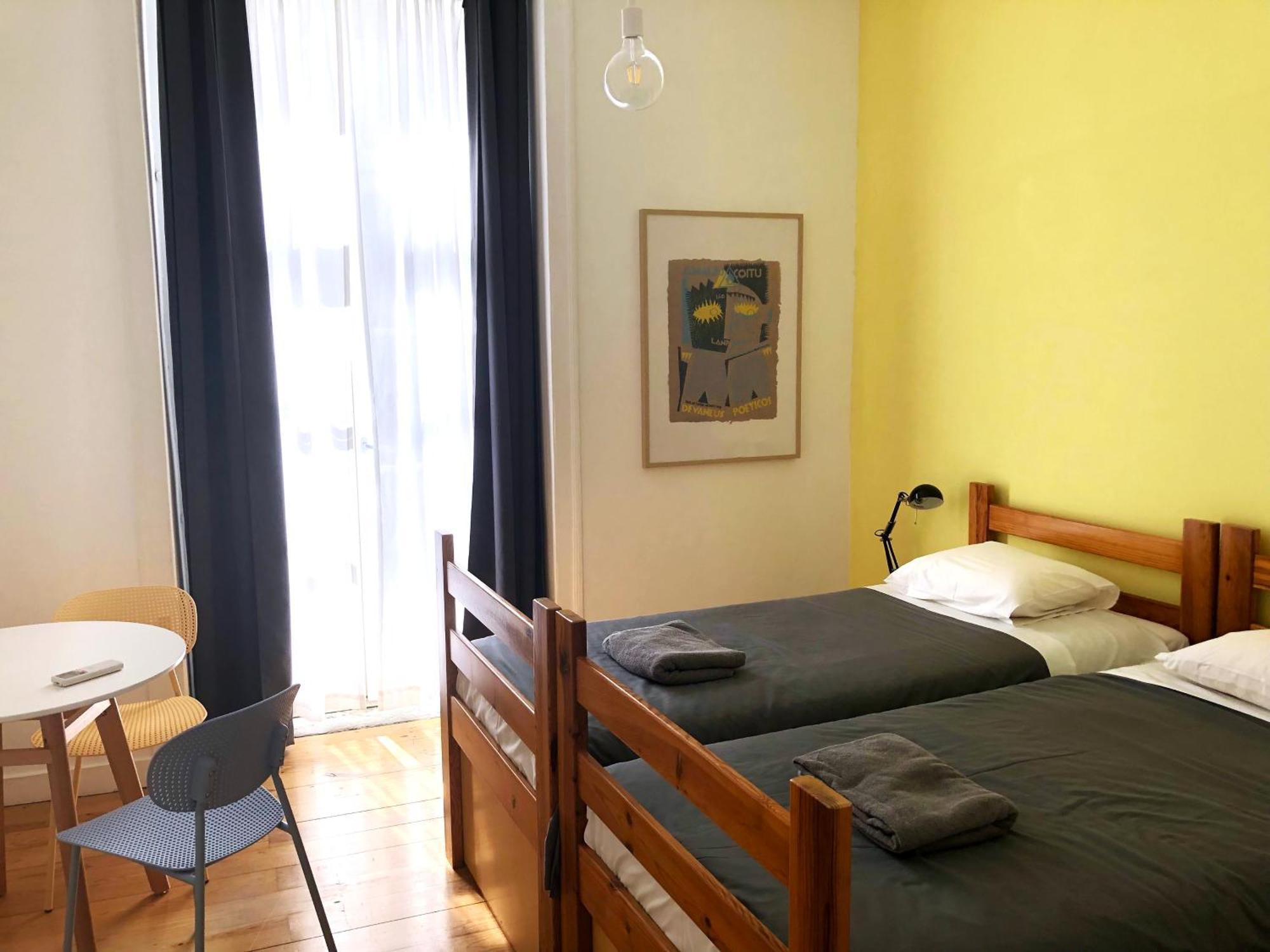 Living Lounge Hostel Lisbon Luaran gambar