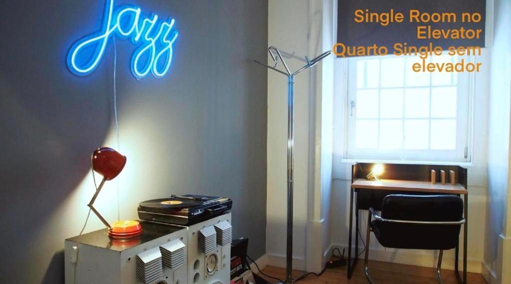 Living Lounge Hostel Lisbon Luaran gambar