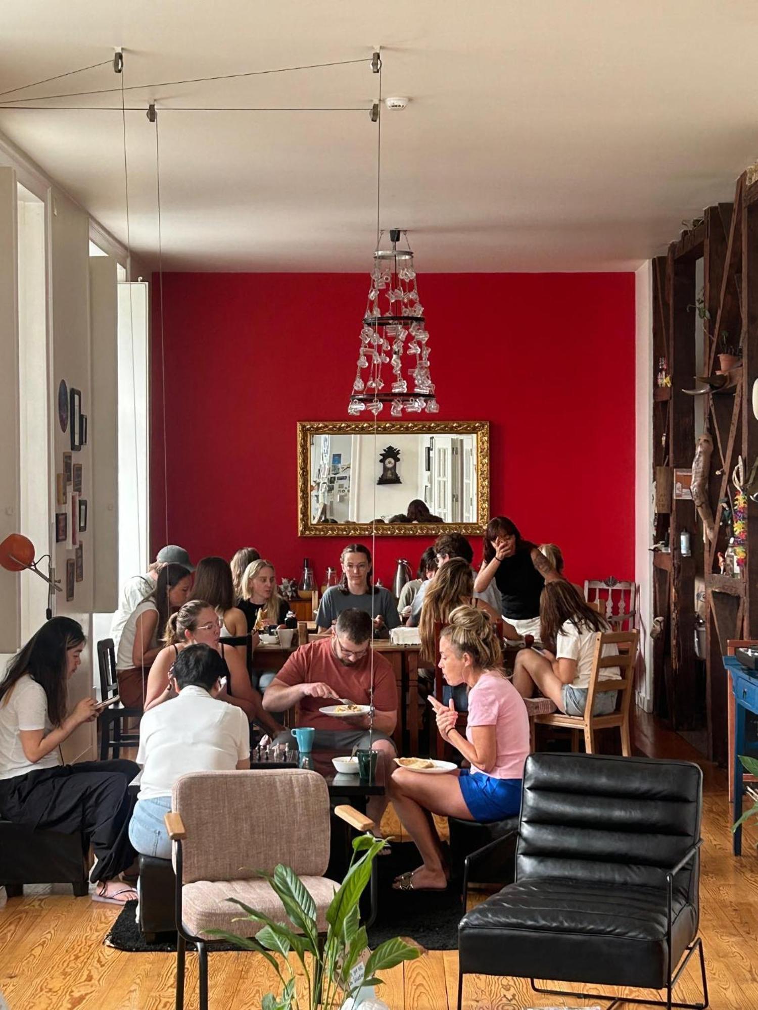 Living Lounge Hostel Lisbon Luaran gambar